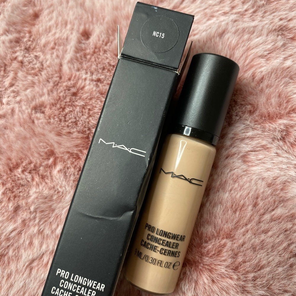 MAC pro longwear concealer NC15